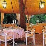 Chateau De Larroque فندق مبيت وإفطار 3*