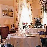 فندق مبيت وإفطار Chateau De Larroque