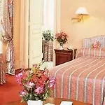 فندق مبيت وإفطار Chateau De Larroque