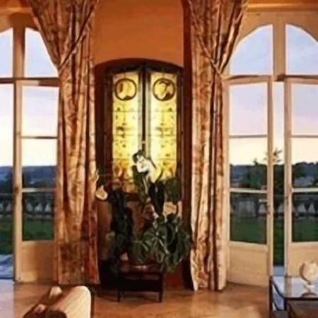 Chateau De Larroque Gimont