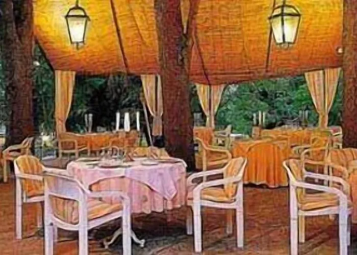 Chateau De Larroque ベッド・アンド・ブレックファスト 3*