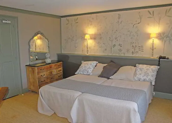 Chateau De Larroque ベッド・アンド・ブレックファスト 3*